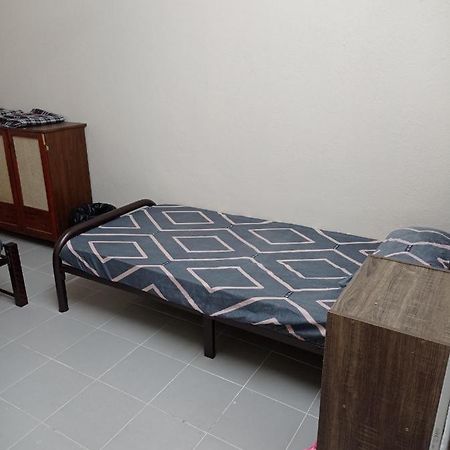 Bonda Guesthouse III Paka Kültér fotó